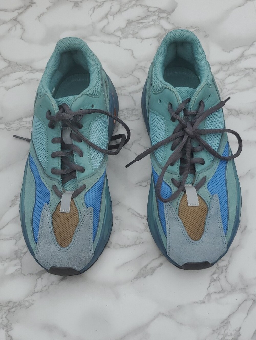 adidas Yeezy Boost 700 Faded Azure Teal Men's Size 8.5